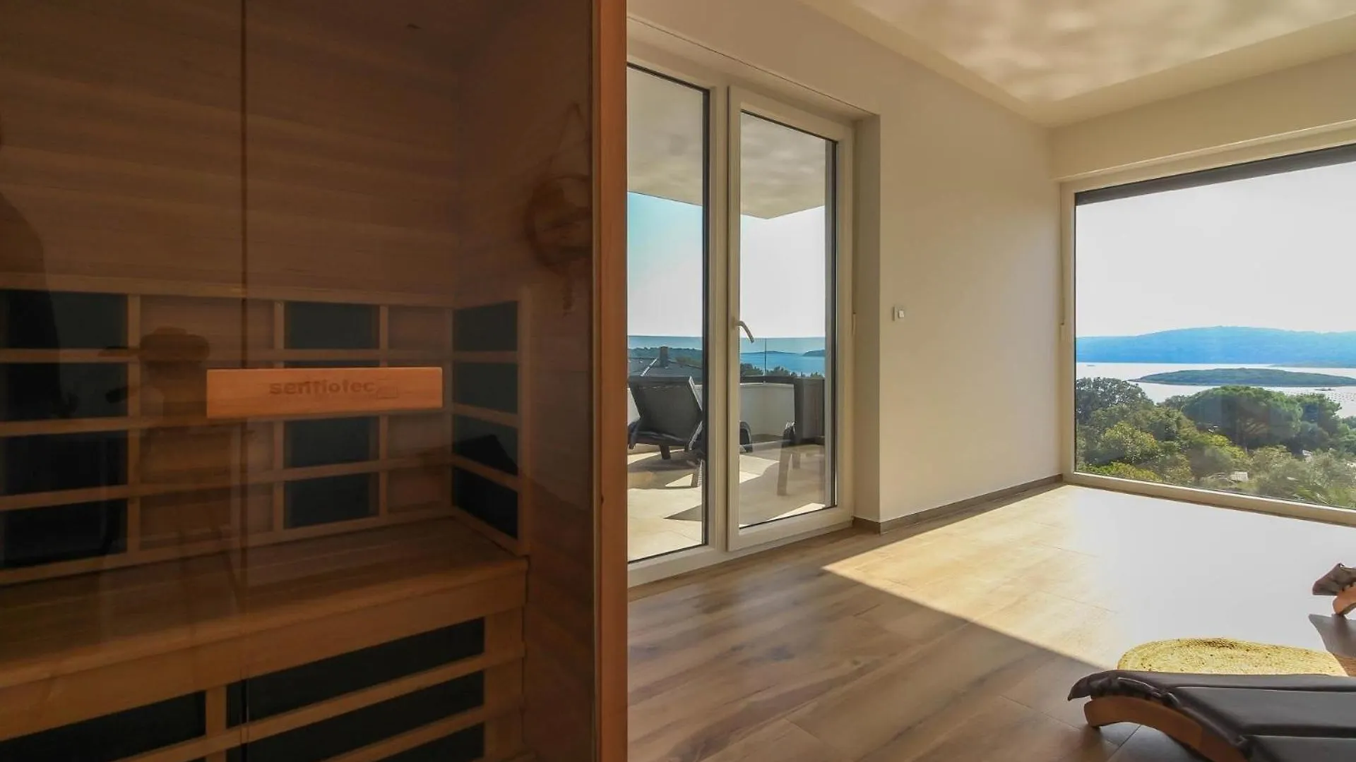 Ferienhaus Mit Privatpool Fuer 8 Personen Ca 200 Qm In Pomer, Istrien Istrische Riviera 0*, Pomer Croatia