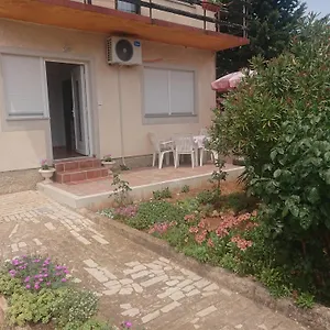  Apartment Apartments Pomer